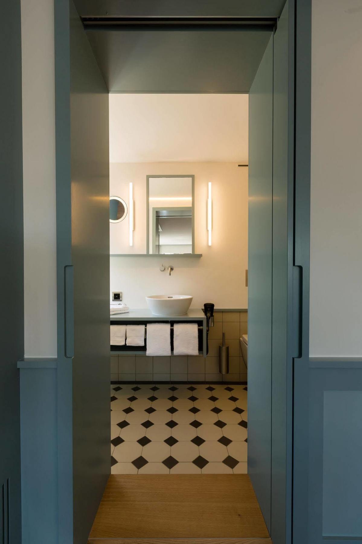 Hotel Krone Boutique-hotel 4*