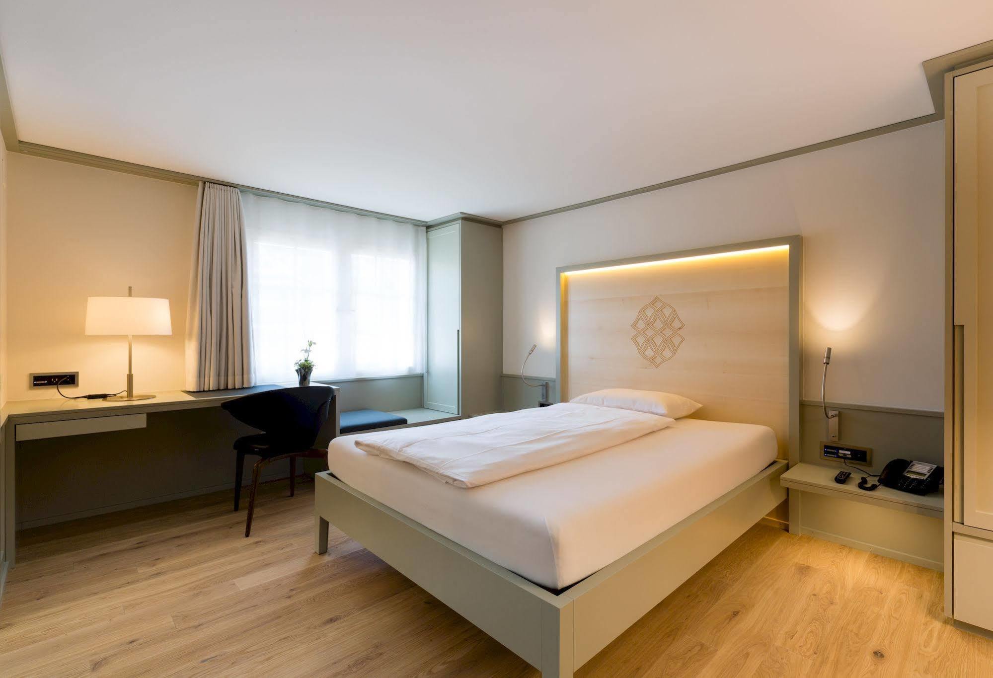 Hotel Krone Boutique-hotel 4*