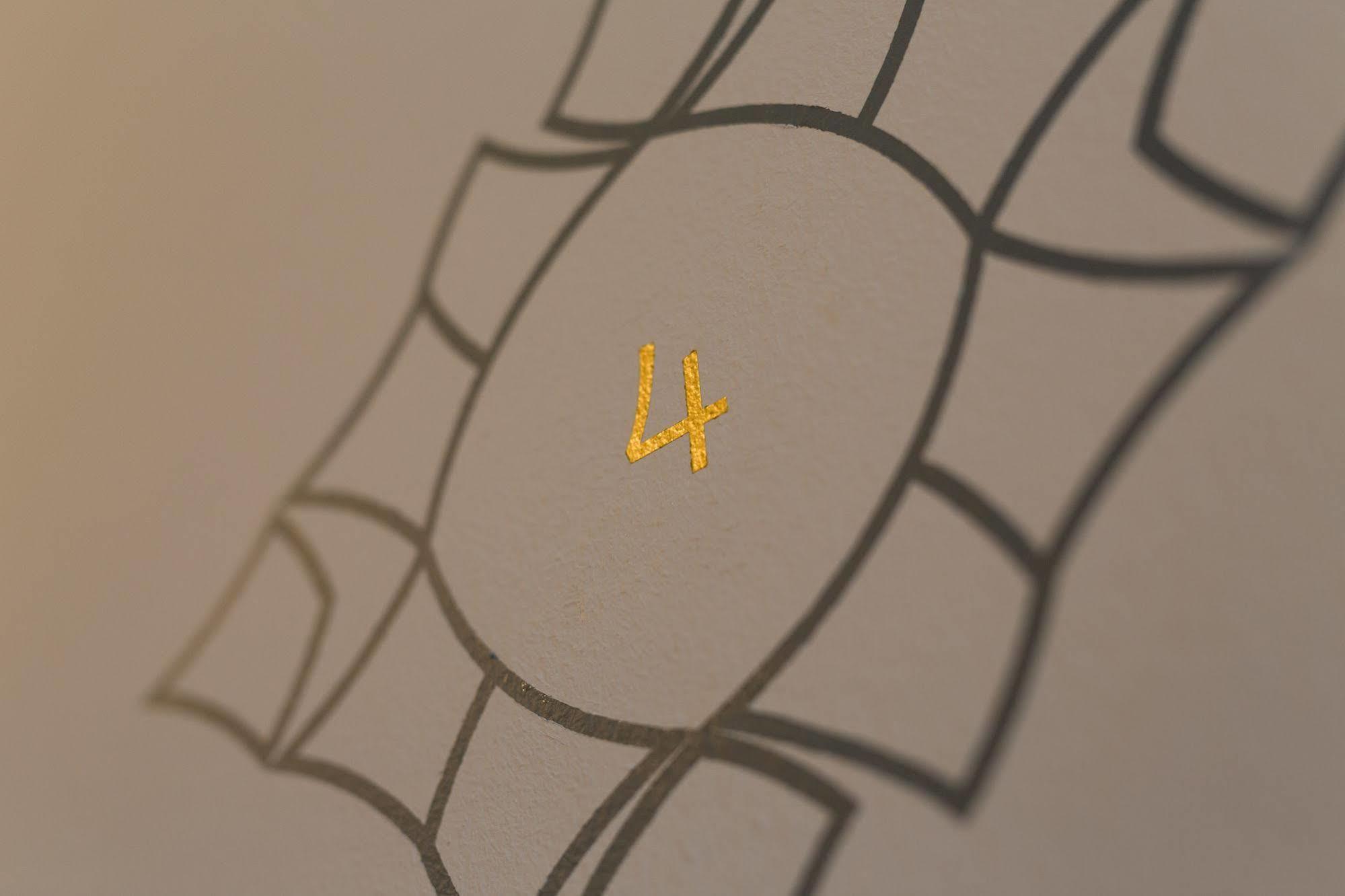 Krone 4*